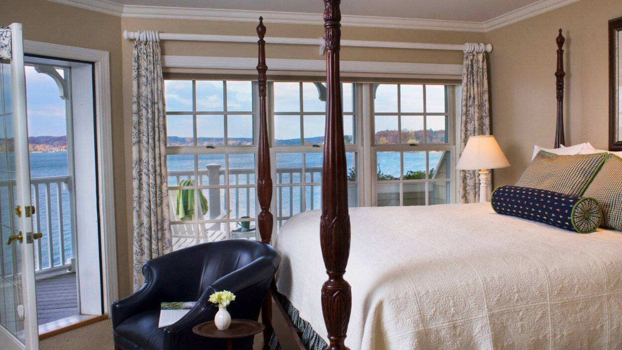 Luxury Waterfront Lake Geneva Hotel | The Geneva Inn